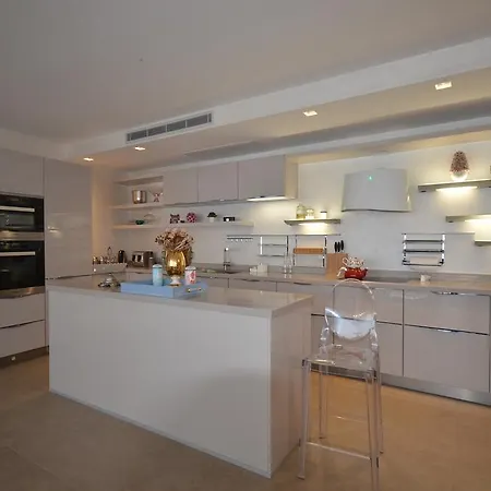 Kumbahce Sea View Luxury Apartment *